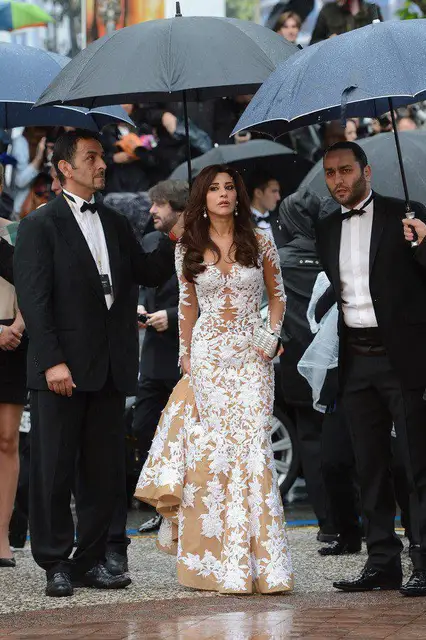 Robe sirène à manches longues pour mère de la mariée, robe en dentelle, tapis rouge, célébrité, Najwa Karam, Cannes, Billy Bridades – Image 2