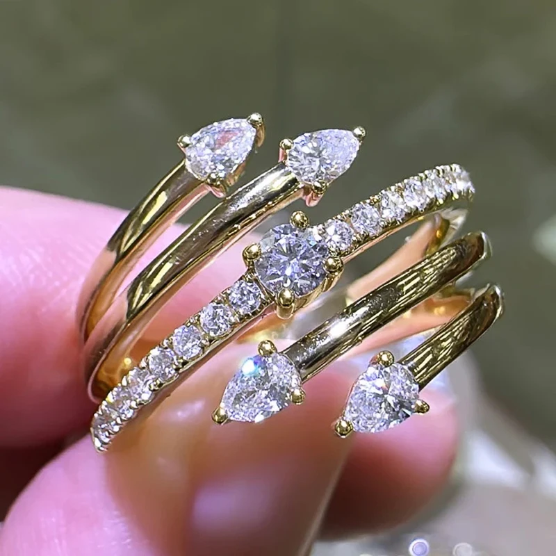 Huitan – bagues de luxe pour femmes, couleur or, accessoires de mariage avec zircone cubique brillante, bijoux de fête, nouvelle collection