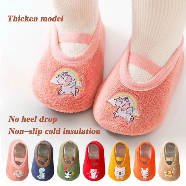 Chaussures antidérapantes pour enfants, chaussettes de sol antidérapantes en coton pour nouveau-nés et filles, semelle en caoutchouc, baskets d'intérieur de dessin animé
