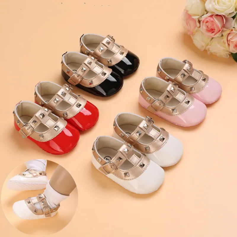 HAIZHIW 0-18 mois doux nouveau-nés mode couleur unie chaussures décontractées princesse chaussures à semelles souples baskets 0-18 M chaussures de marche