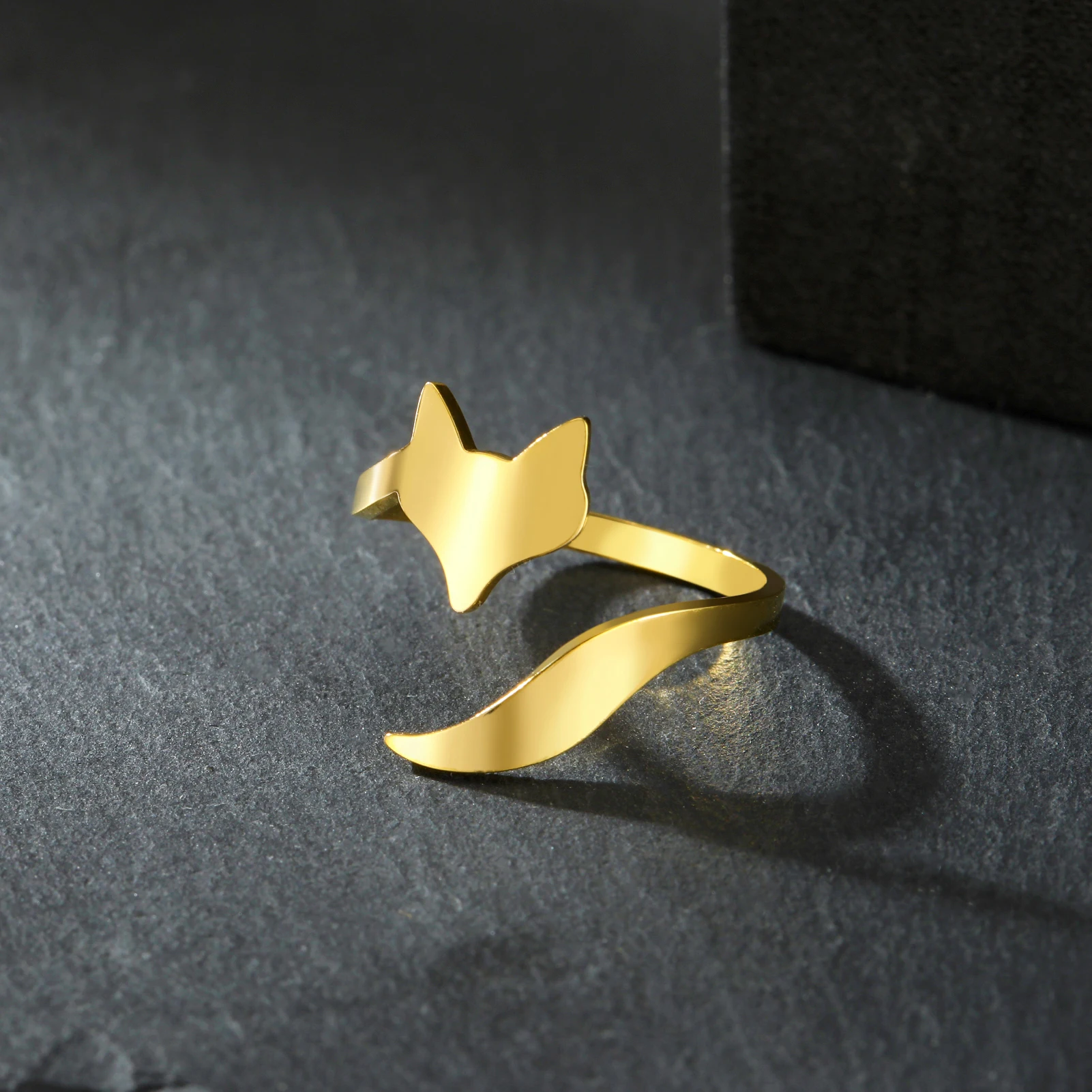 Bague ouverte en forme de renard en acier inoxydable pour femmes, anneau réglable décontracté, bijoux animaux à la mode, cadeau d'anniversaire pour femmes et hommes