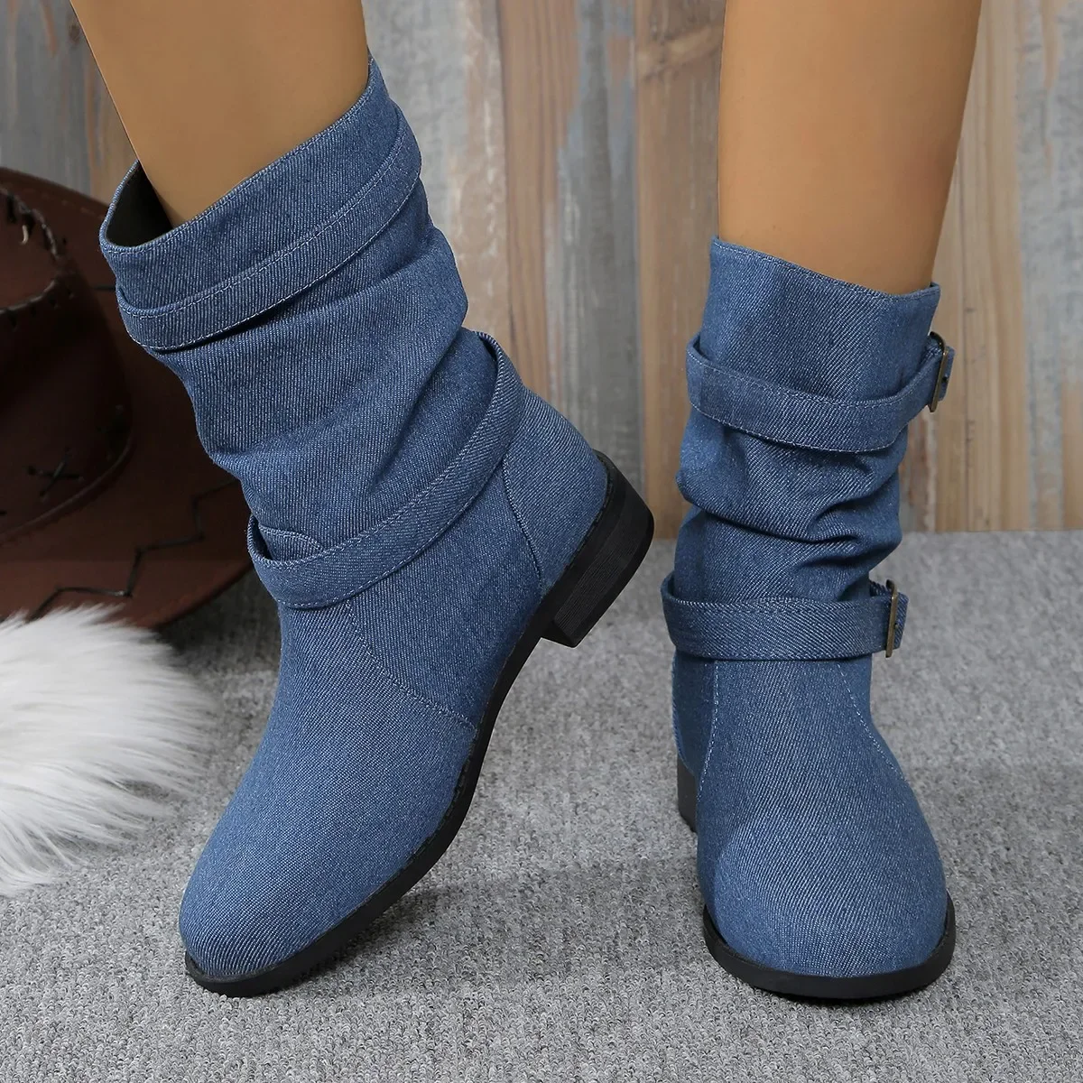 Bottines en Denim à bout rond pour femmes, chaussures de dinde avec boucle décorative, mi-longues, hautes, vêtements de travail, chaussures de fête coréennes, mode 2024