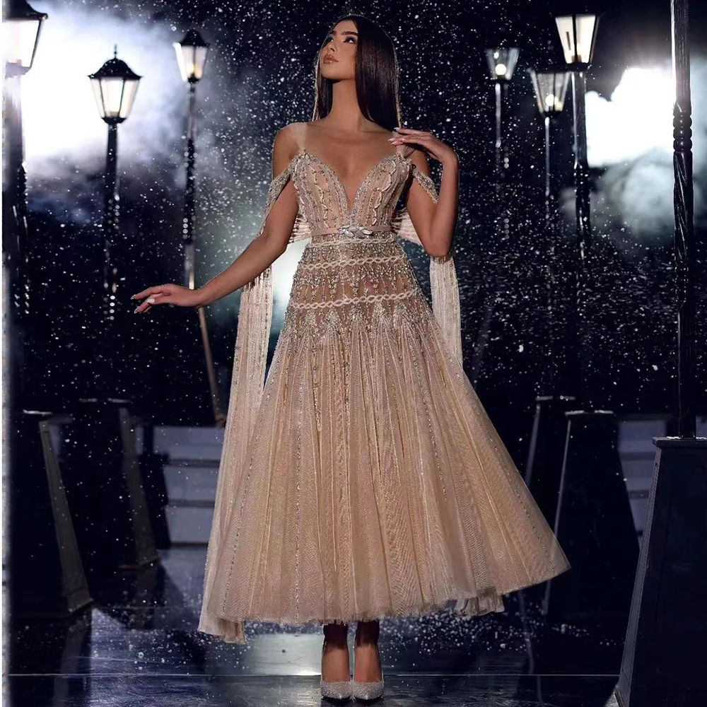 SERENE HILL-robe de soirée arabe, tenue de soirée sexy, couleur chair, coupe trapèze, bretelles mi-longues, manches cape, perles, BLA71911, 2023