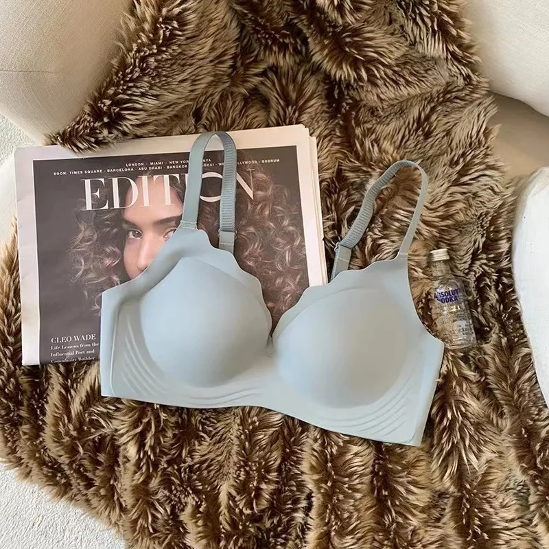 Sous-vêtements non marquants pour femmes, soutien-gorge une pièce à bonnet fixe, petits seins fins, brassière froncée, brassière de sport au dos