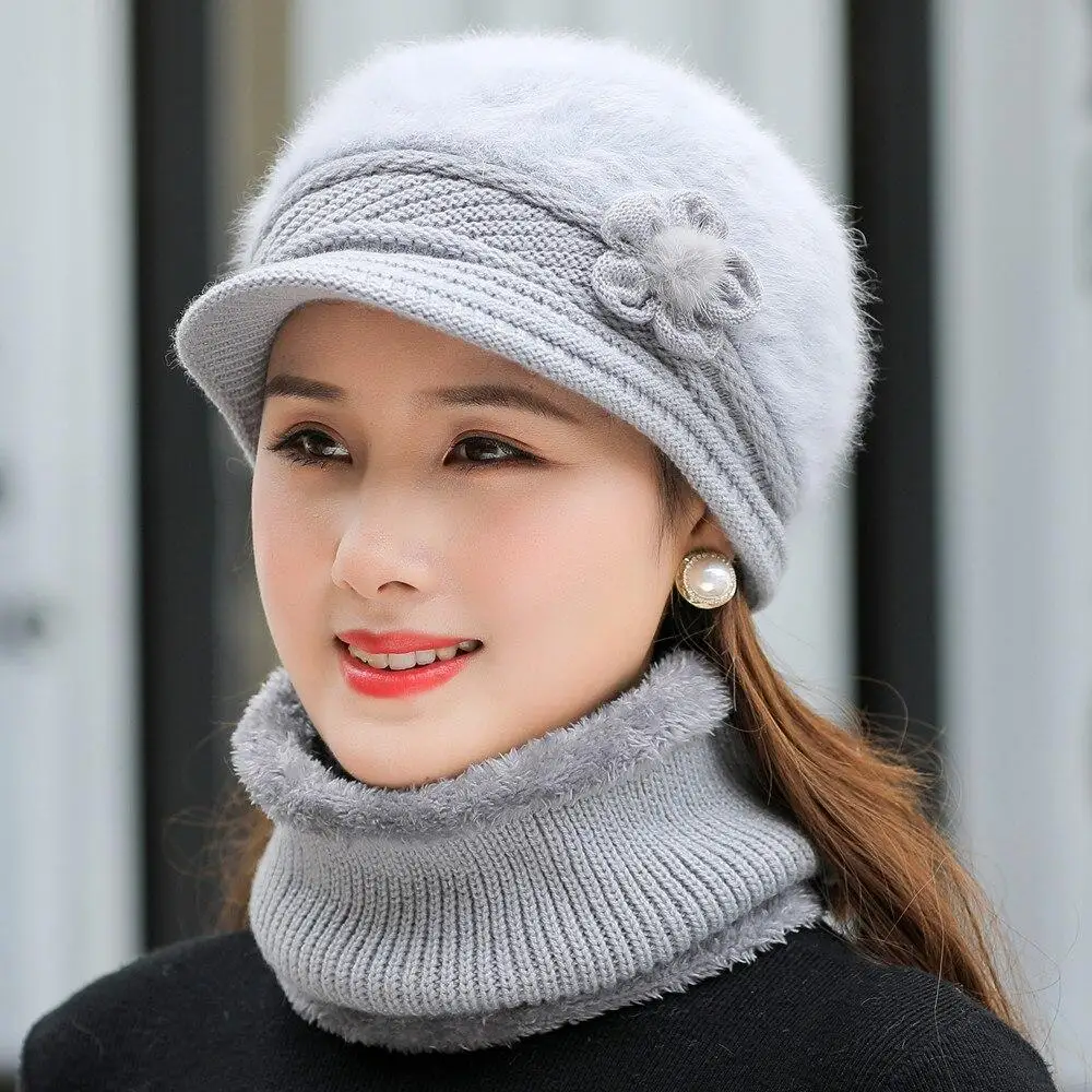 Nouvelles femmes chapeau d'hiver garder au chaud casquette ajouter du chapeau doublé de fourrure et écharpe ensemble chaud chapeau de mode pour les femmes décontracté fausse fourrure fleur tricoté chapeau