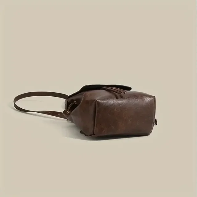 Petit sac à dos à rabat avec cordon de serrage pour femmes, Mini sac à dos d'école texturé en cuir PU, sac de voyage à la mode pour filles – Image 6