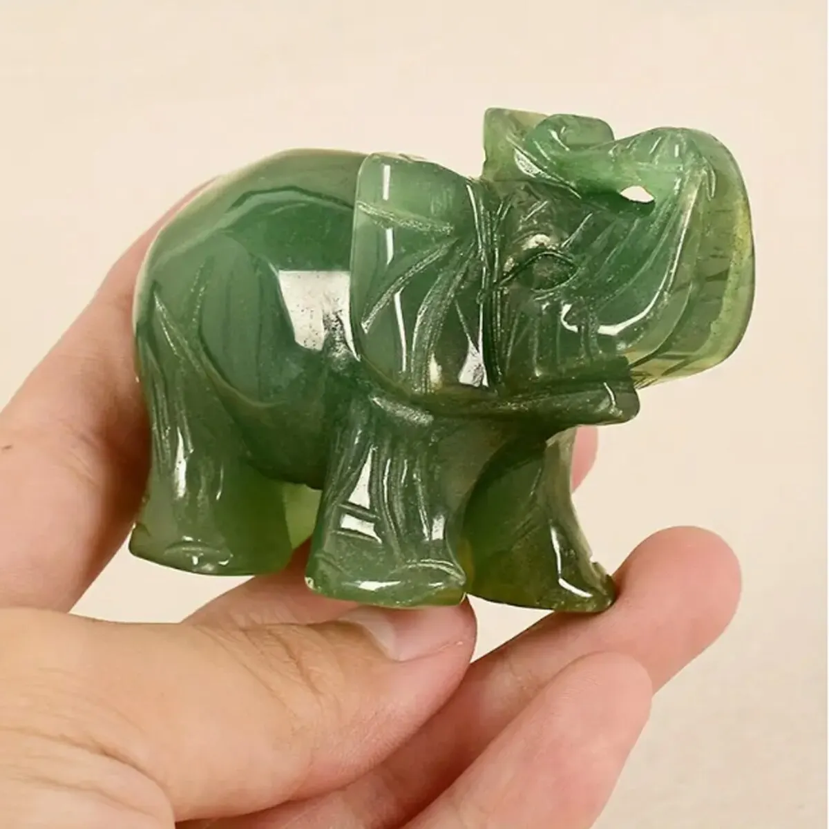 Statue d'éléphant en Jade Aventurine verte naturelle sculptée à la main - Ornement et décor de bonne chance