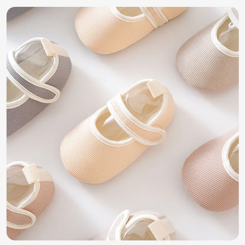 Chaussures antidérapantes gaufrées pour tout-petits de 0 à 18 mois, chaussures de sol de couleur unie pour nourrissons, premiers pas de printemps pour bébés