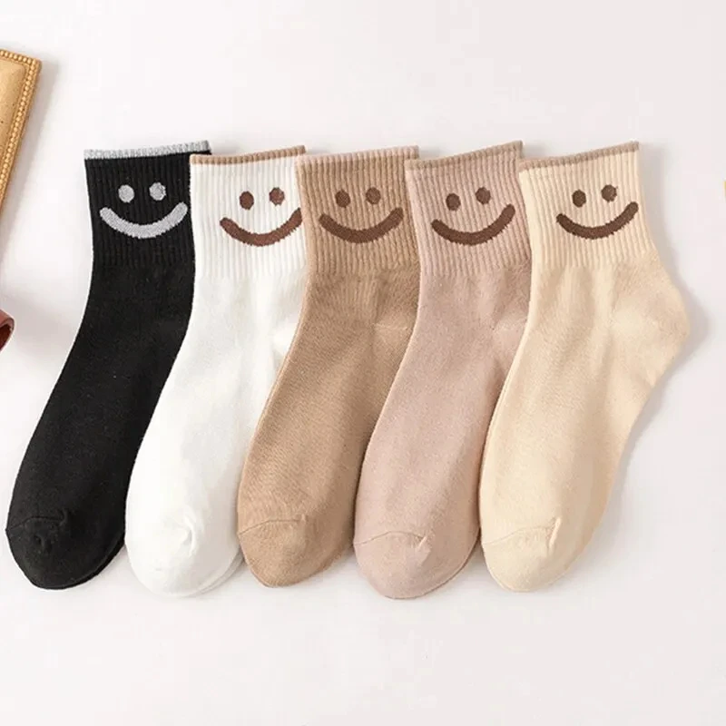 Chaussettes en polyester Smiley Face pour femmes, chaussettes pour dames, document solide, drôle, ample, Kawaii, automne, hiver, 5 paires