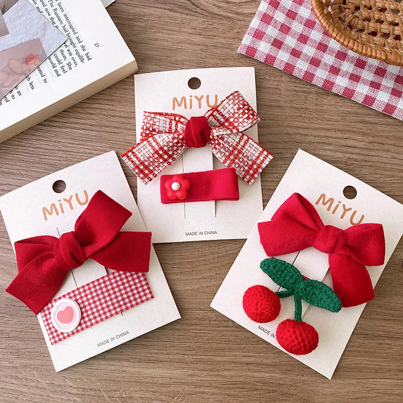 Épingles à cheveux de noël pour filles, 2 pièces, nouvel an, pinces à frange avec nœud rouge, accessoires pour cheveux de bébé, épingle à cheveux tricotée, pince à cheveux douce pour enfant coréen