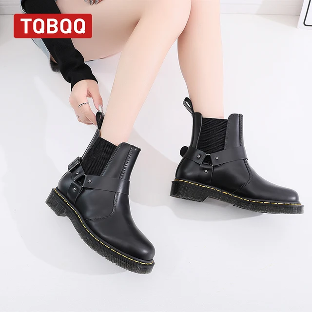 Bottes de luxe en cuir véritable pour femmes, chaussures Chelsea de qualité supérieure, chaussures de moto de styliste – Image 3