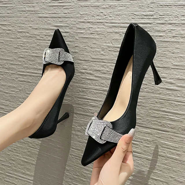 Chaussures à Talons Hauts Fins et Pointus pour Femme, Chaussures à la Mode avec Strass de Kirchin, Couleurs Unies, Tendance et Décontractées, Design Sensible