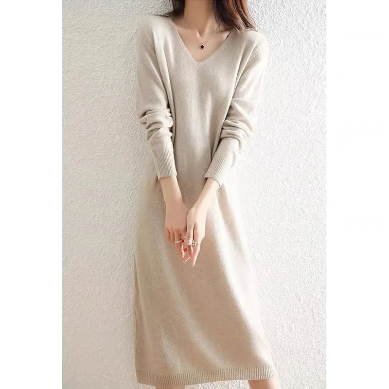 Robe longue en tricot à col en V pour femme, manteau de style français pour femme, sous-manteau drapeau haut de gamme, adt-fit, automne et hiver
