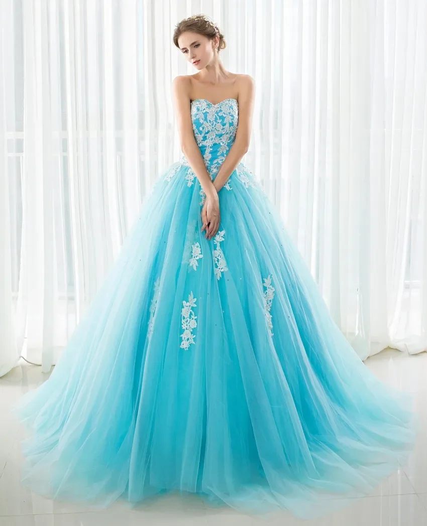 Robes de bal bleu ciel robes de Quinceanera 2025 nouvelles Appliques perles cristal à lacets dos robes de 15 ans de débutante