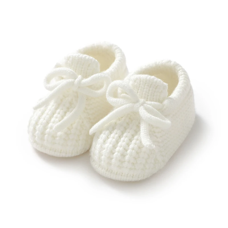 Chaussures pour nouveau-né, bottes tricotées pour bébés garçons et filles, chaussures de lit solides à la mode pour tout-petits de 0 à 18 mois, accessoires pour vêtements chauds