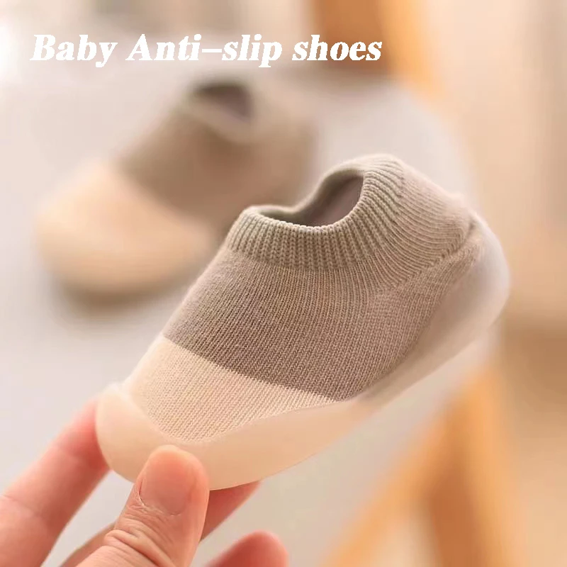 Chaussettes pour bébés, chaussures de couleurs assorties pour garçons et filles, baskets à semelles souples pour les premiers pas des bébés