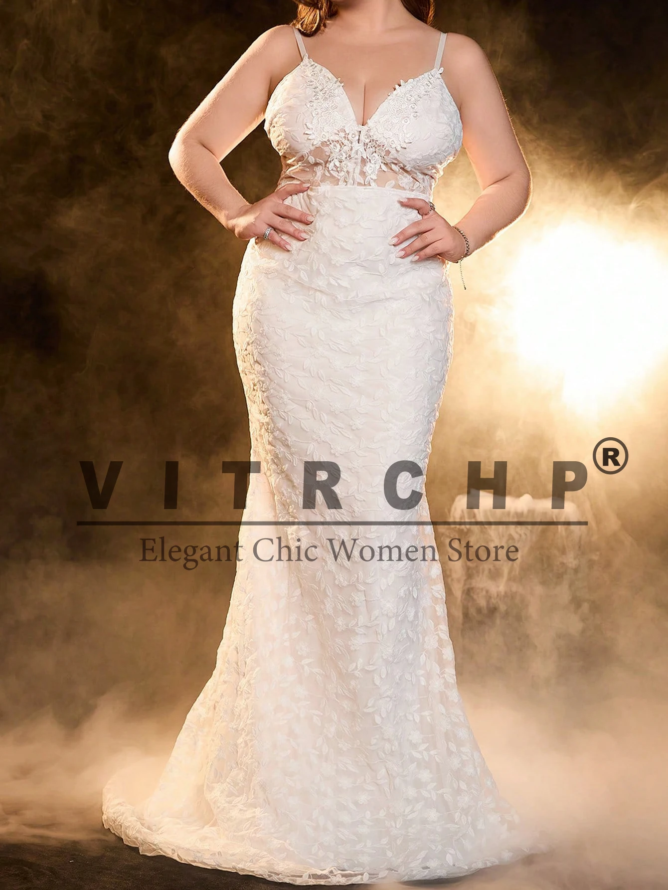 Robe de mariée blanche en tulle à col en V, dos ouvert, tulle à plusieurs niveaux, longueur au sol, train de balayage, sirène, fibrpatients, 660 RCHP, 2024