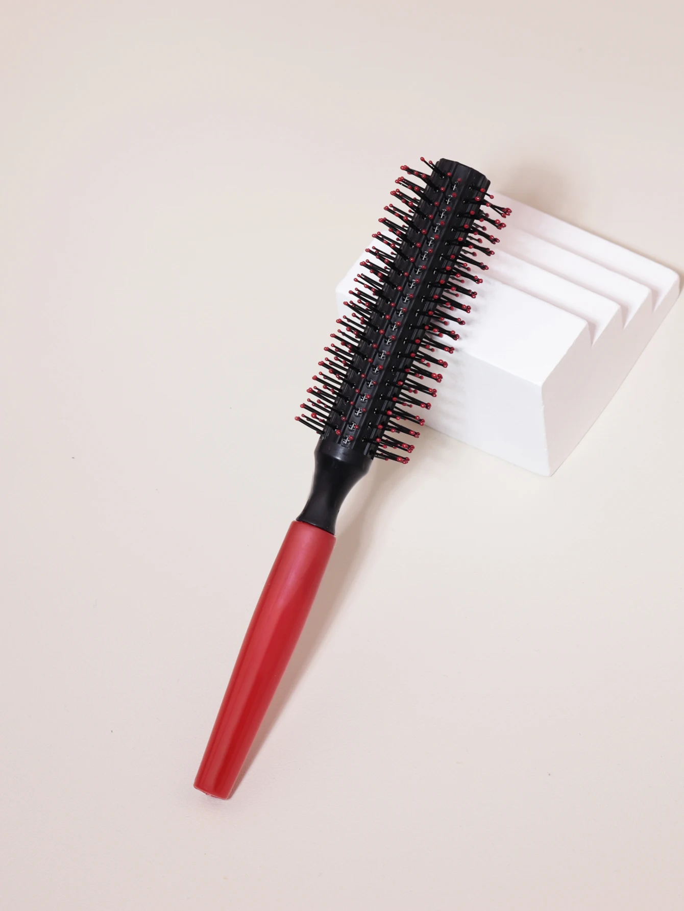 Peigne rond professionnel antistatique à poils cylindriques bouclés, peigne à dents en nylon, spécial pour perruques de vrais cheveux