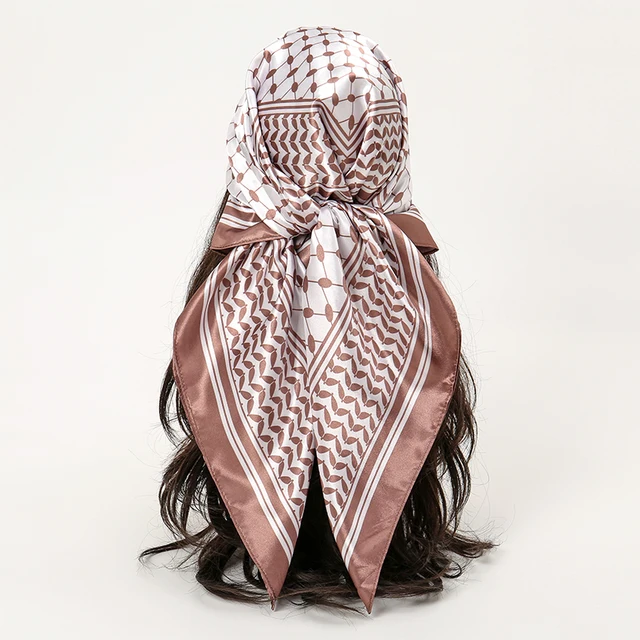 Écharpe carrée de style moyen-orient pour femmes, bandana, châle en satin, hijab féminin, bandeau pour cheveux, foulard de sauna, marque de luxe, 2024