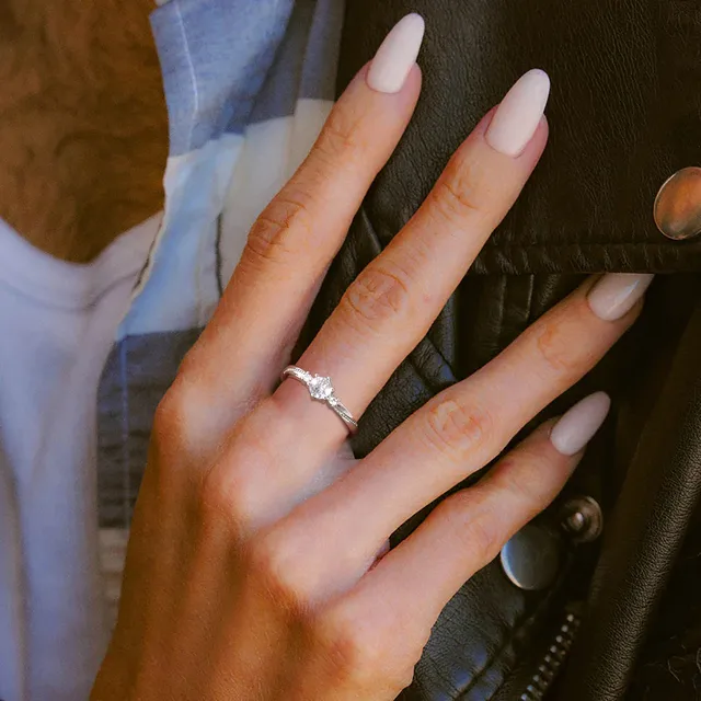 Vnox-Bague en cuivre pour femmes, anneau de mariage pour patients, bracelet de doigt en pierre AAA CZ scintillante, cadeau de fiançailles pour les travailleurs – Image 2