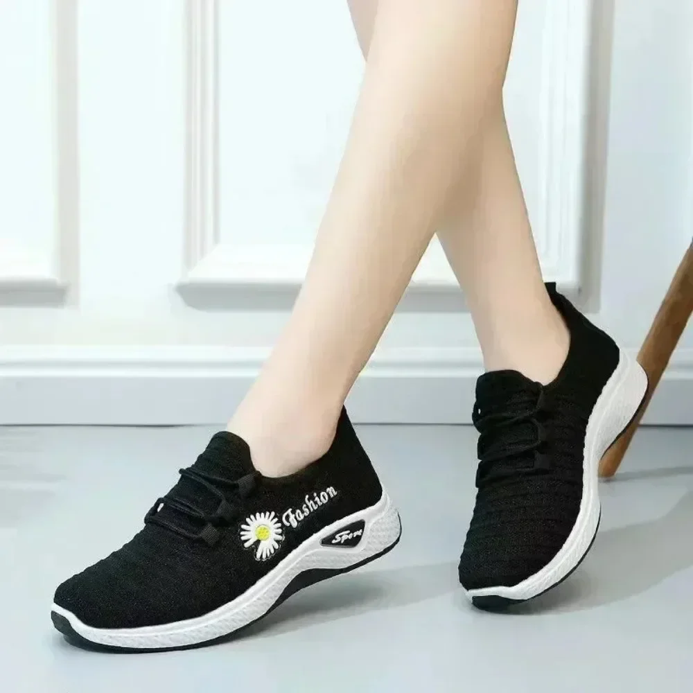 2025 NOUVEAUX chaussures plates décontractées élégantes pour femmes en tissu, baskets à semelle souple pour une course légère et un usage quotidien