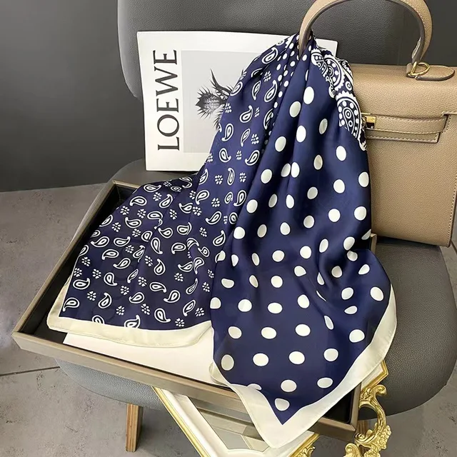 Écharpe carrée à pois rétro pour femmes, écharpes à imprimé cachemire, écharpes de la présidence féminine, foulard de sauna, châle, hijabs, bandana, noir, blanc – Image 3
