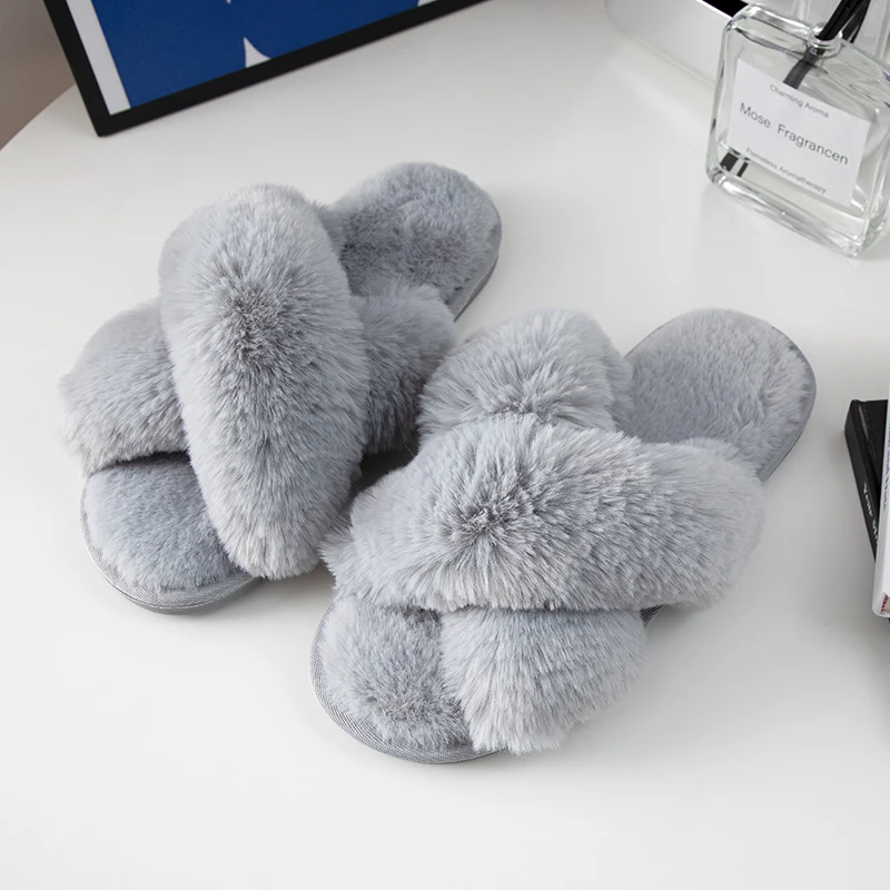 Feslishoet femmes pantoufles floues bande croisée doux en peluche confortable maison chaussures fourrure bout ouvert intérieur extérieur Slip chaud antidérapant semelle