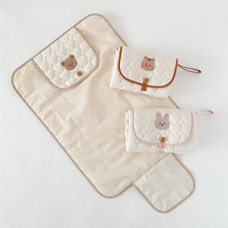 Changeur de couches pliable pour bébé, coussin imperméable, fournitures pour nouveau-nés, literie, matelas, housse de remplacement