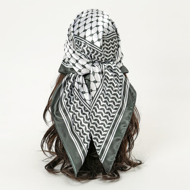 Écharpe carrée de style moyen-orient pour femmes, bandana, châle en satin, hijab féminin, bandeau pour cheveux, foulard de sauna, marque de luxe, 2024 – Image 5