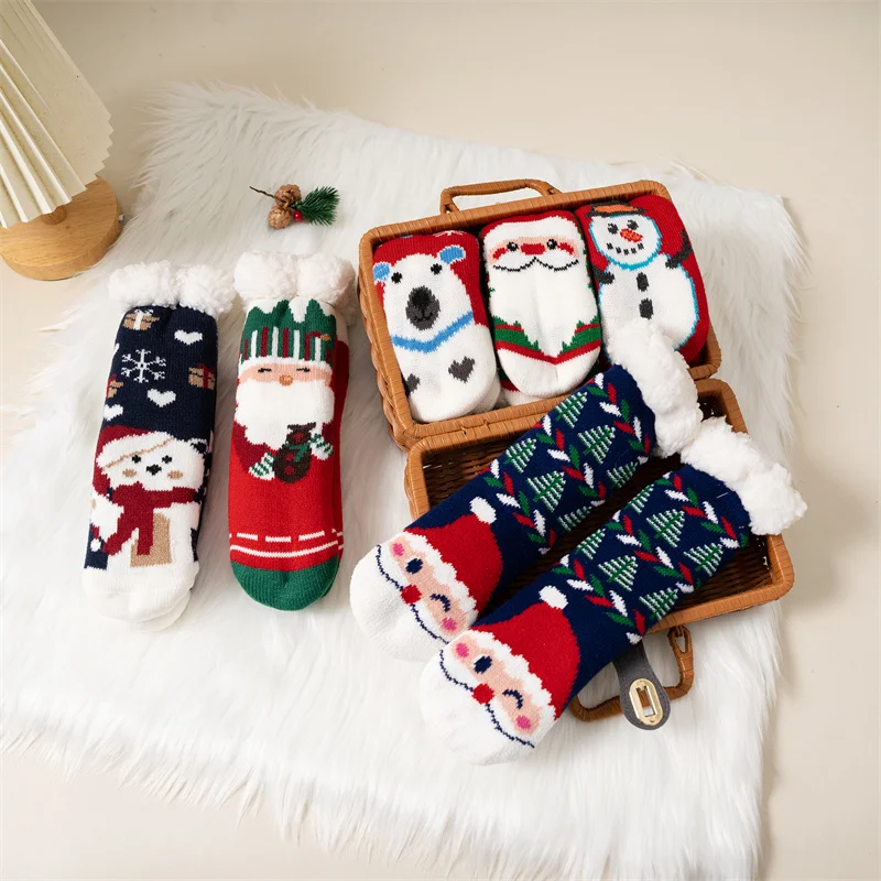 Chaussettes de noël pour enfants, en coton épais, avec dessin animé, pour garçons et filles, chaudes, antidérapantes, thermiques, mignonnes, pour la famille, nouvelle collection hiver