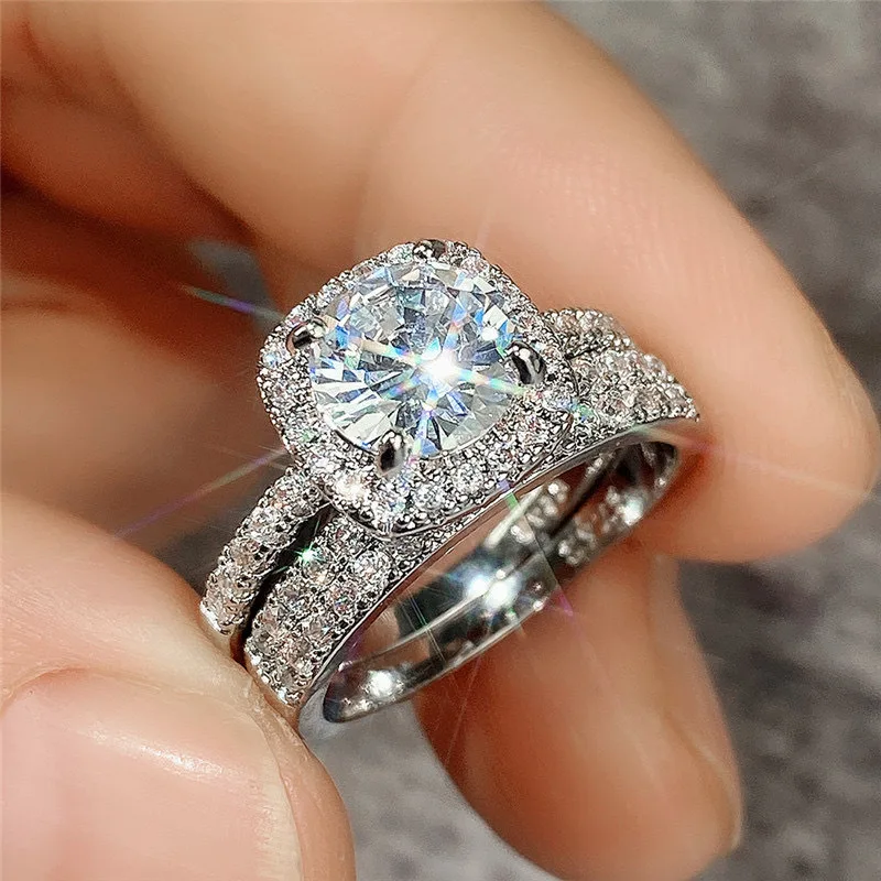 Europe, America isn't the fashionable new micro-inlaid zircon luxury atmosphere women's double ring