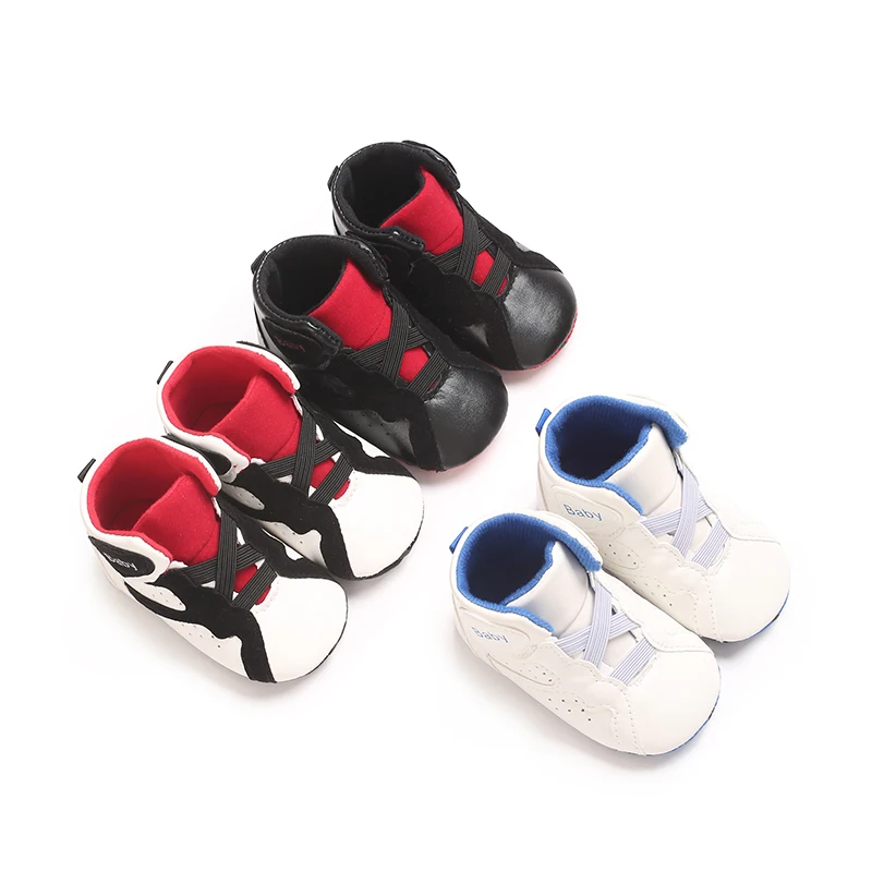 Chaussures montantes à l'offre elles souples pour hommes et femmes, chaussures décontractées en PU, chaussures de marche pour nouveau-nés, chaussures de marche pour bébé, première paire