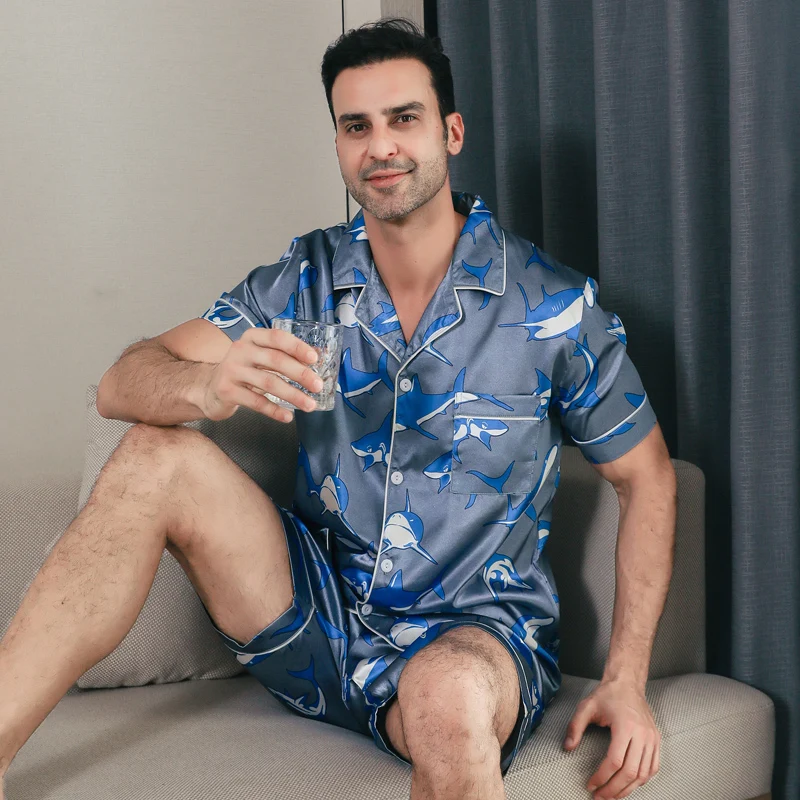 Men's pajamas short sleeved summer ice silk home clothing men's summer casual thin cardigan can be worn as a set home clothing