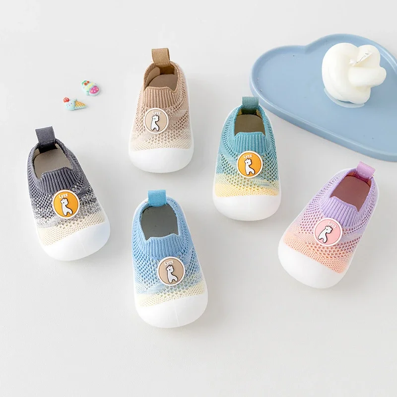 Chaussures coordonnantes à semelle souple pour bébé, chaussures dégradées pour tout-petits, printemps et automne, nouveau
