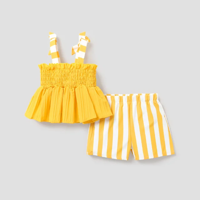 PatPat-Ensemble haut caraco et short rayé pour fille, doux et confortable, adapté à la saison estivale, 2 pièces – Image 2