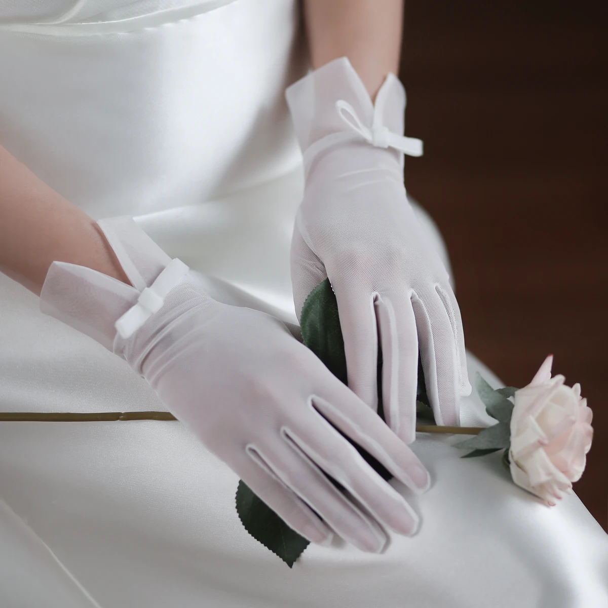 Gants de Poignet Blancs Exquis en Maille artificiel astique pour Femme, Nministériels d, Bout des Doigts, Concours, Bal, Mariage, Patients, WG057
