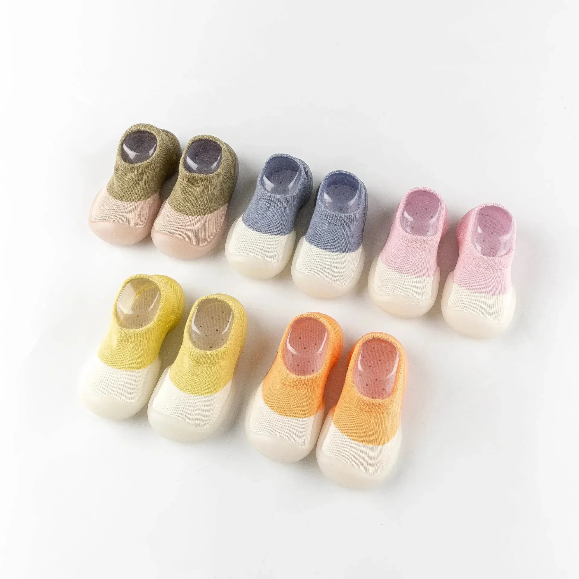Printemps et été nouvelles chaussettes et chaussures pour enfants chaussettes pour bébés en bas âge bébé mince coton respirant antidérapant chaussures à semelles souples