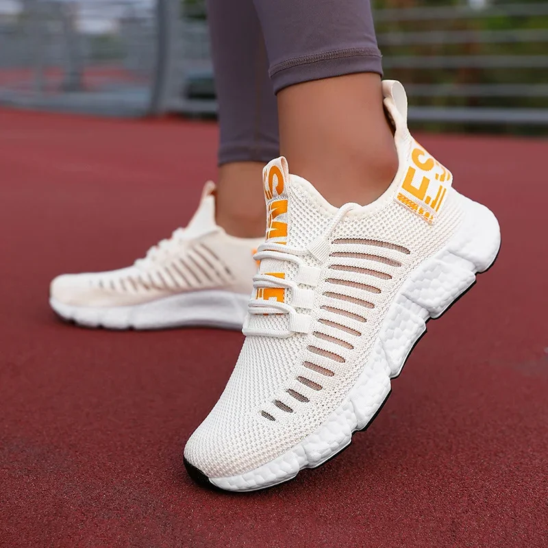Baskets pour femmes chaussures respirant chaussures de course décontracté marque de luxe chaussures de Sport mode léger basket-ball Tenis plate-forme chaussures