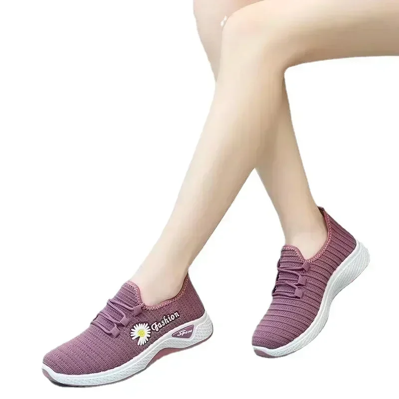 Baskets pour adultes, chaussures de course légères pour femmes, chaussures en filet, baskets confortables à semelles souples, chaussures simples décontractées respirantes pour femmes