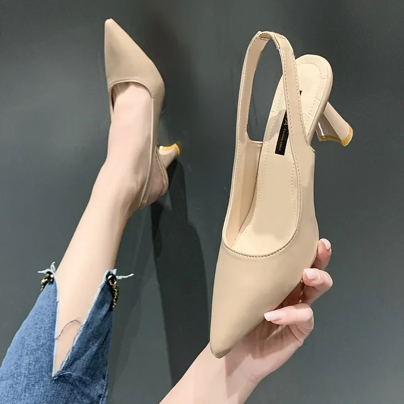Mode d'été nouveau bout pointu talon aiguille bouche peu profonde respirant PU confortable et élégant chaussures pour femmes sandales Sexy