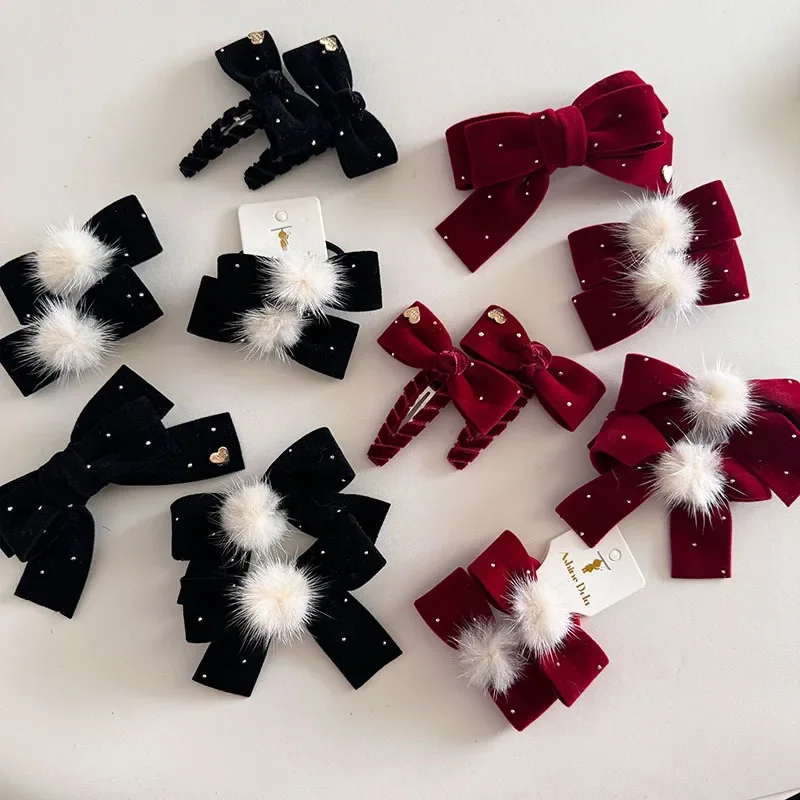 Épingles à cheveux avec nœud en velours noir, pinces à cheveux en forme de cœur en alliage pour enfants filles, Barrettes à pompon à la mode, support queue de cheval, accessoires pour couvre-chef