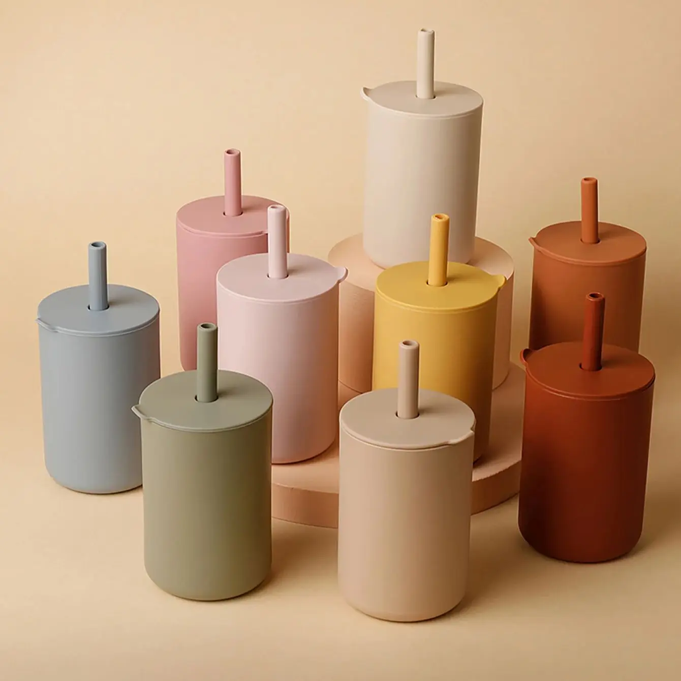 BiSantos mignon en silicone sans BPA pour bébé, gobelet avec paille, gobelet d'apprentissage, qualité alimentaire, bouteille d'eau pour tout-petits, ustensiles de cuisine