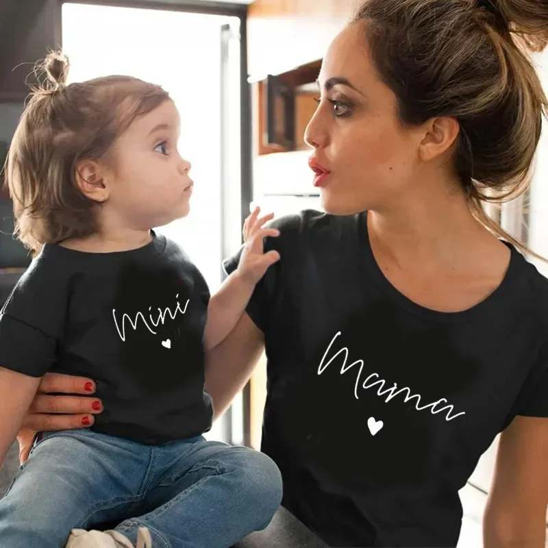 MAMA & MINI-T-shirt à manches courtes en coton pour mère et enfant, vêtements assortis pour maman et fille, à la mode