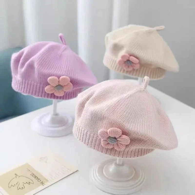 Béret à fleurs pour bébé, bonnet tricoté chaud d'hiver pour nourrissons filles, casquettes de peintre de couleur unie d'artiste de princesse coréenne pour nourrissons