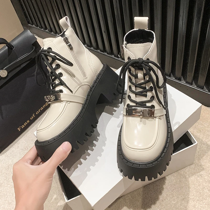 Optique Bottes astronomiques pour femmes, Bottes courtes surélevées, Bottes de moto de loisirs britanniques, Mode automne et hiver, Nouveau