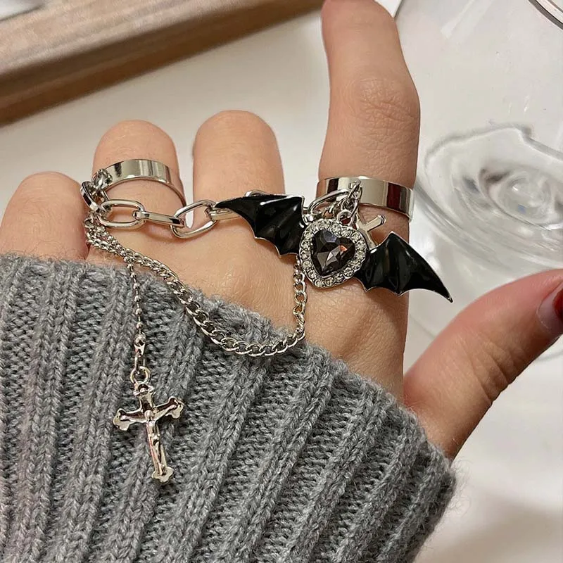 Punk gothique noir chauve-souris aile croix chaîne anneaux pour hommes femmes Hip Hop cristal coeur croix irrégulière Double bagues bijoux