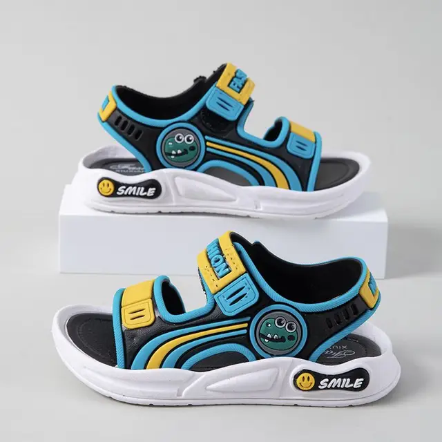 Sandales d'été pour bébés garçons et filles, jolies sandales de dessin animé, semelle souple, antidérapantes, chaussures de plage pour bébés de 2 à 10 ans