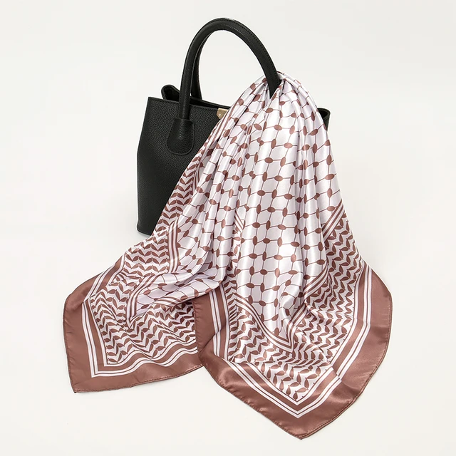 Écharpe carrée de style moyen-orient pour femmes, bandana, châle en satin, hijab féminin, bandeau pour cheveux, foulard de sauna, marque de luxe, 2024 – Image 2