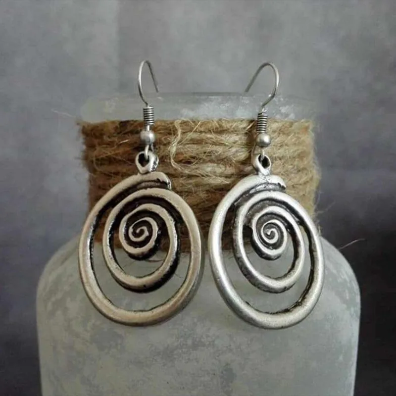 Boucles d'oreilles rondes ethniques en métal couleur argent, personnalité rétro géométrie, vieux boucles d'oreilles pendantes en spirale pour femmes, accessoires