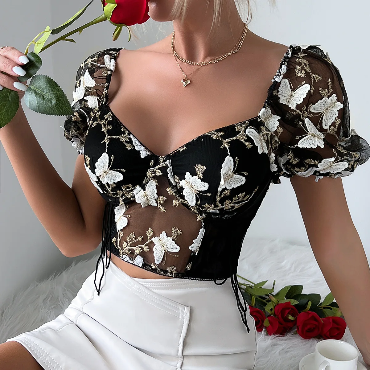 Yimunancy Floral broderie culture hauts femmes manches bouffantes froncé dos nu Boho hauts